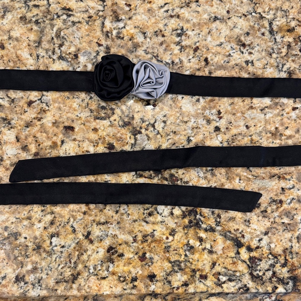 Elegant Black and Gray Floral silk Belt
